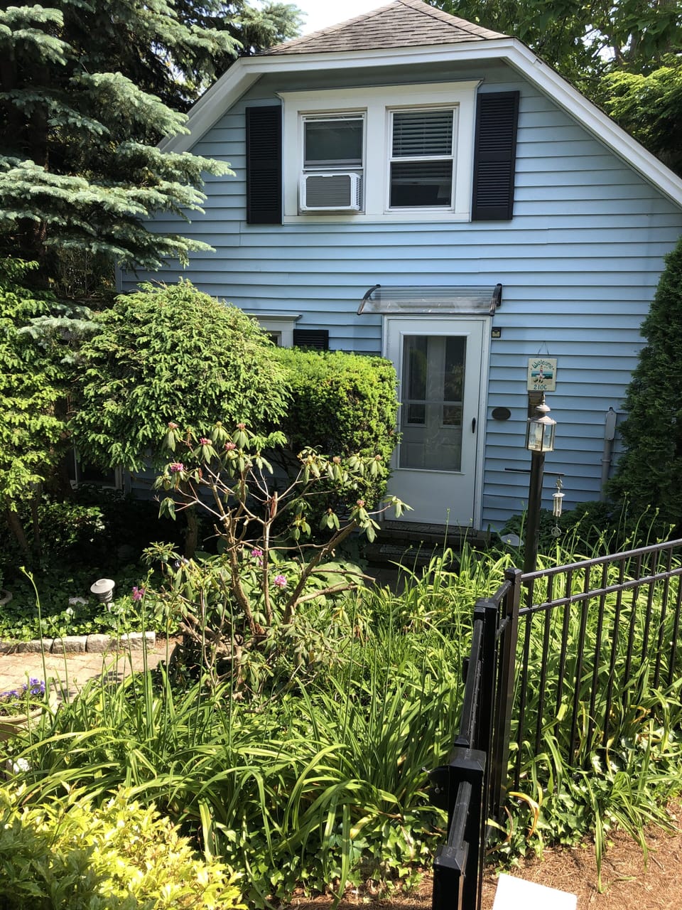 Front entrance to cottage