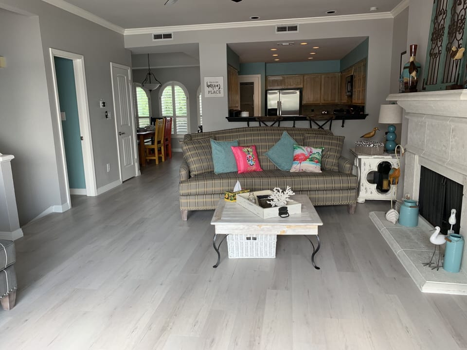 Complete remodel of the entire condo with beautiful new floor, paint, finish.