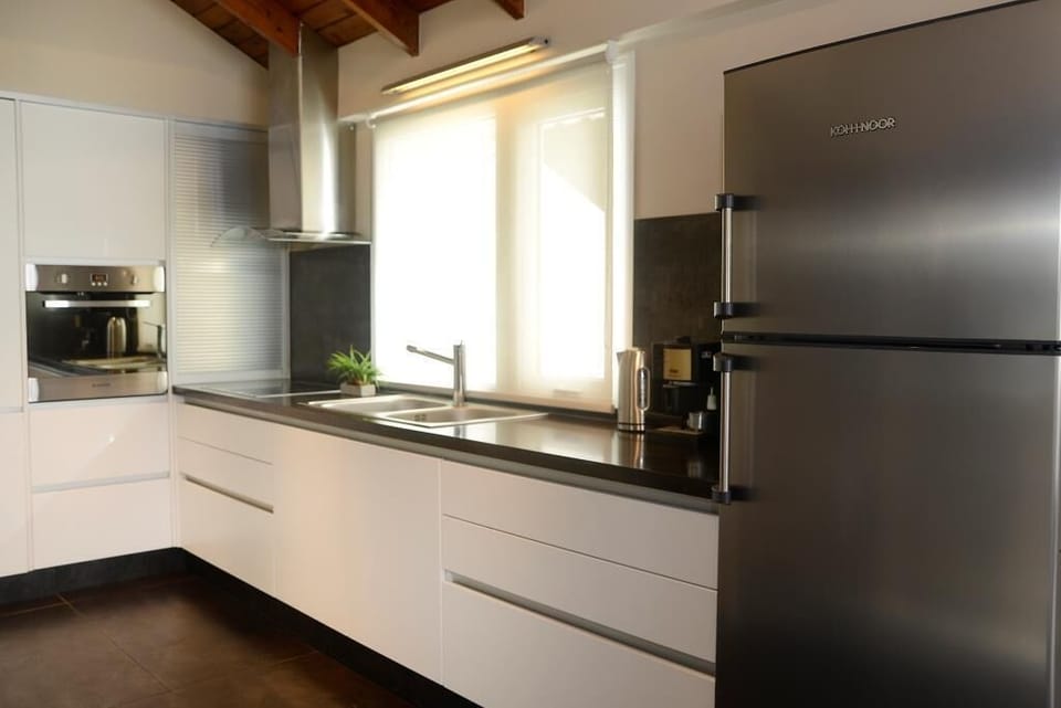 Modern kitchen