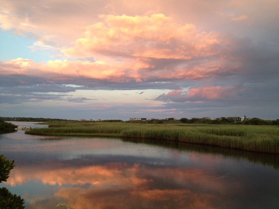 More beautiful views from the nearby salt ponds