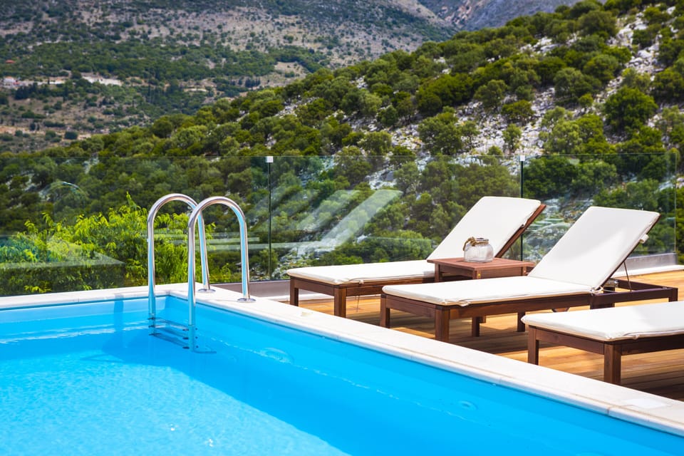 villa vada swimming pool