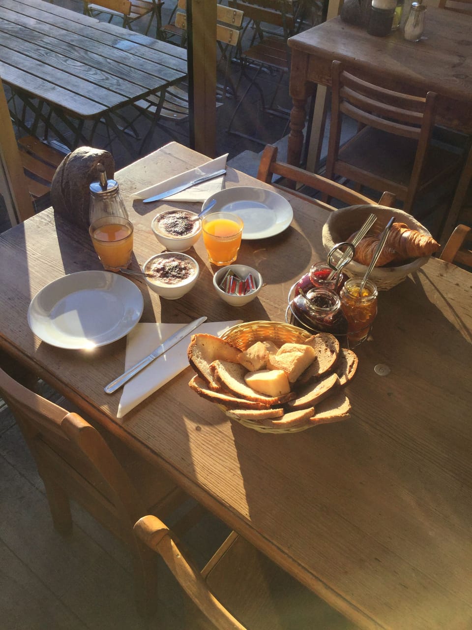 Outdoor dining
