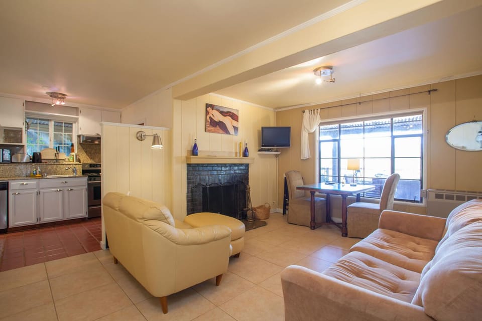 Basic lay out of living room, dining area and kitchen before remodel.
