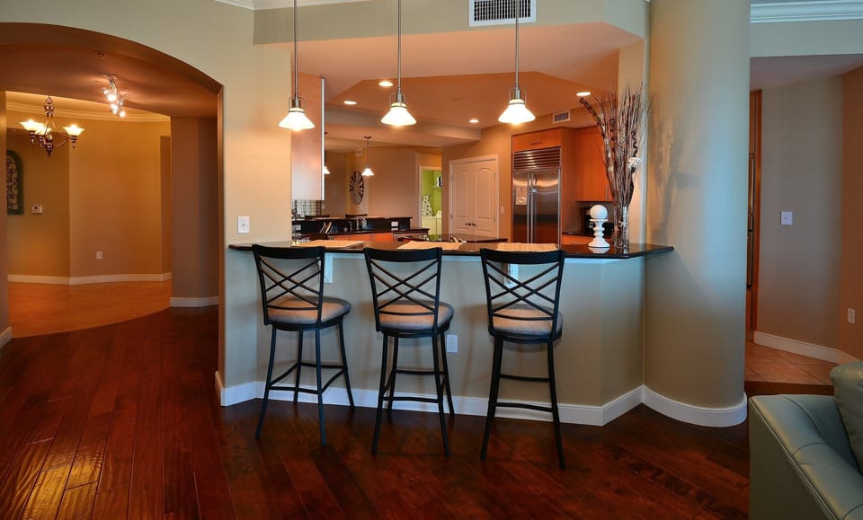 KITCHEN AREA