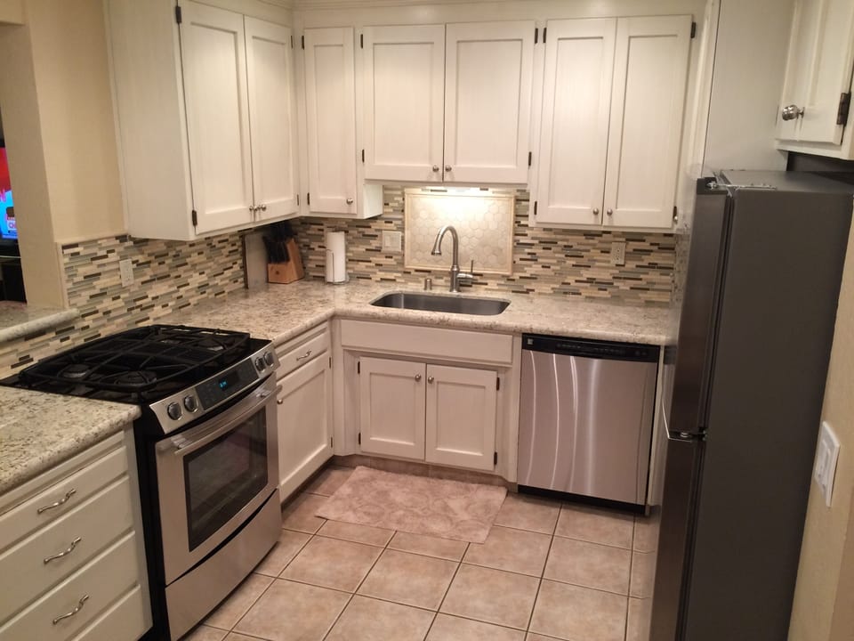 New gas stove, new quiet dishwasher, filtered water inside new refrigerator
