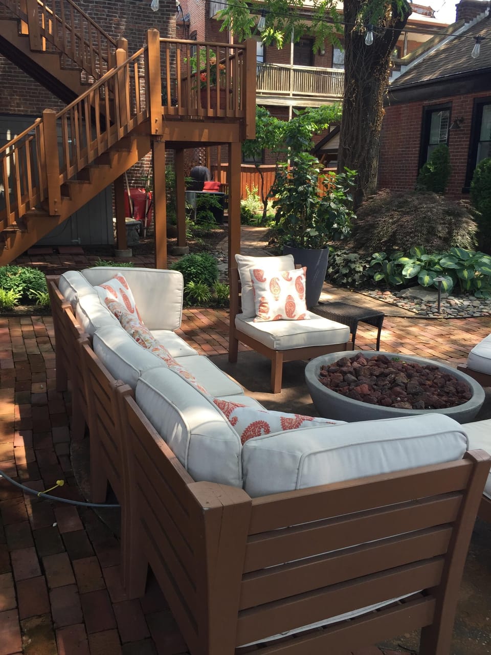 Outdoor Courtyard 2