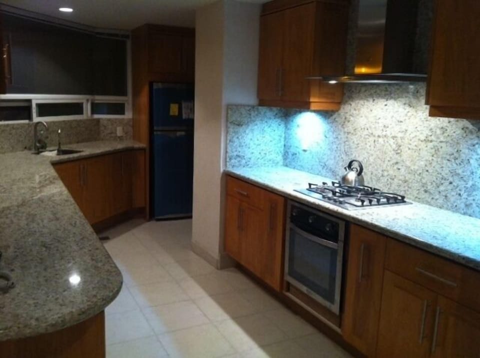 Newly Renovated Kitchen