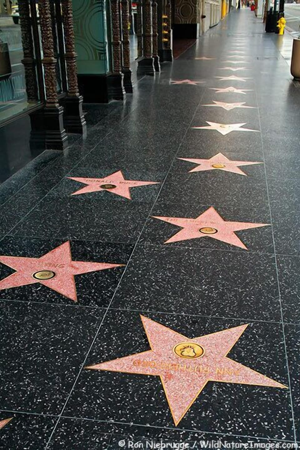Hollywood Boulevard and Graumans Chinese Theatre 4 miles away