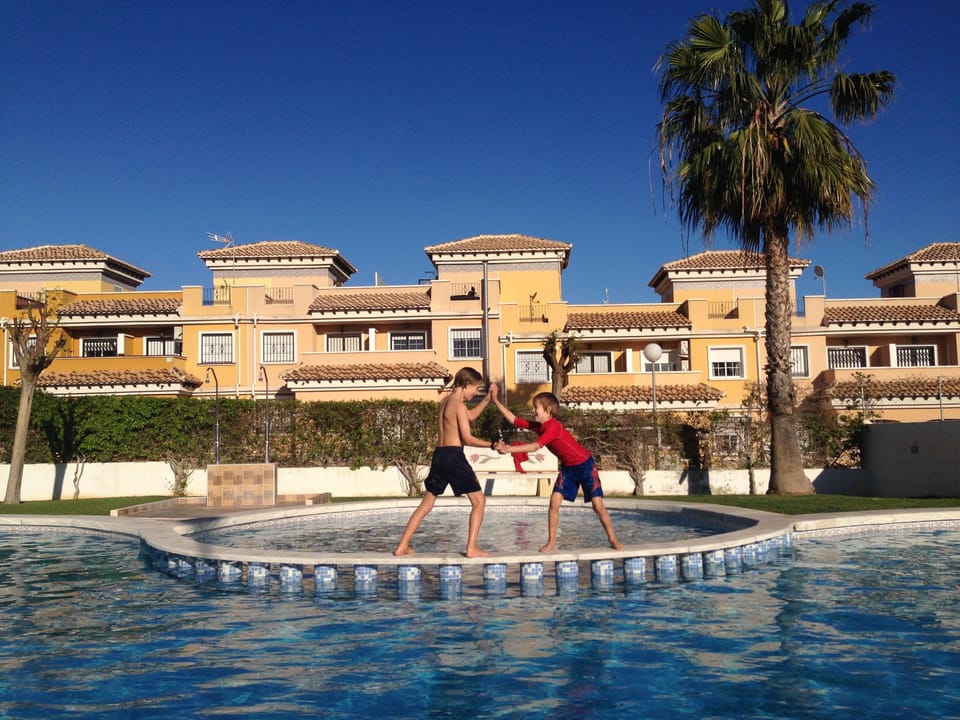 RELAX IN THE SUN