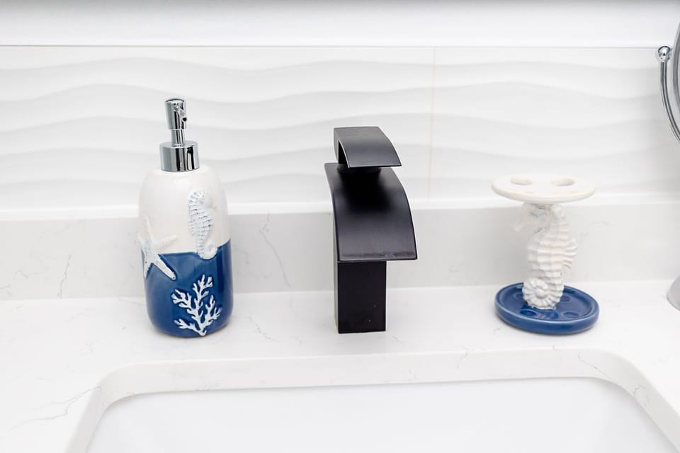 MASTER SHOWER