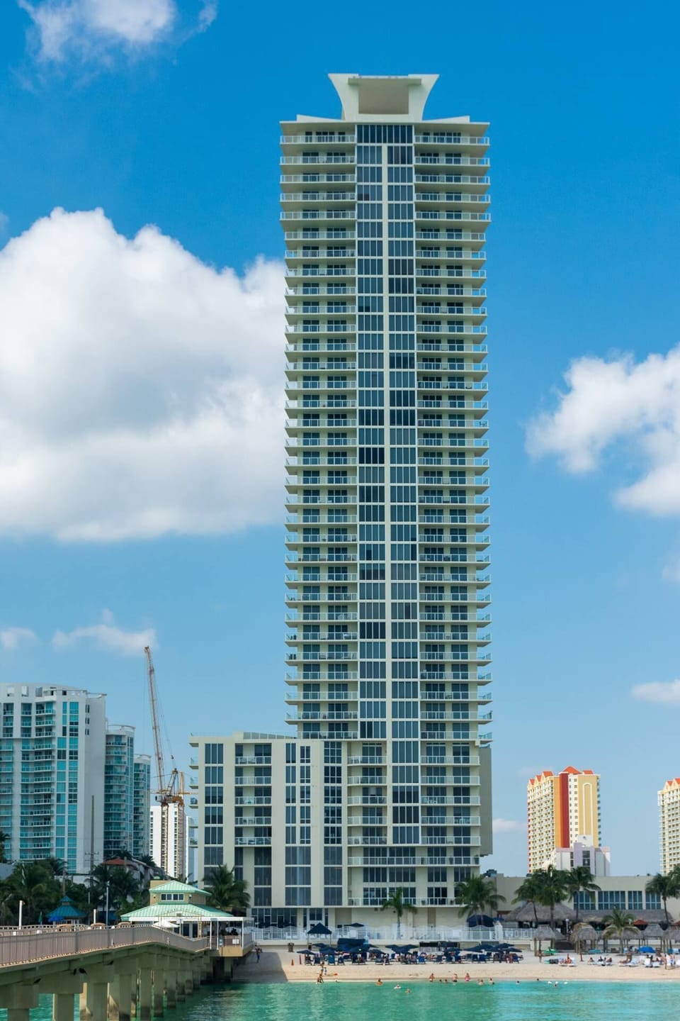 La Perla Building ocean front in  central of famous Sunny Isles Beach
