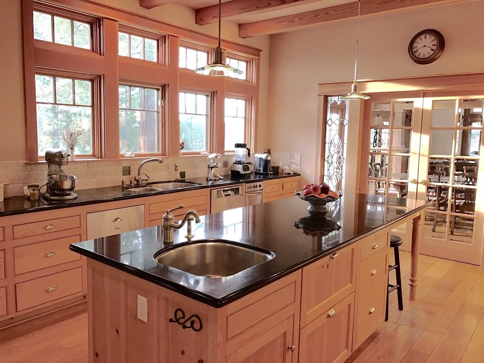 Chef's kitchen with subzero fridge, refrigerated drawers in the island