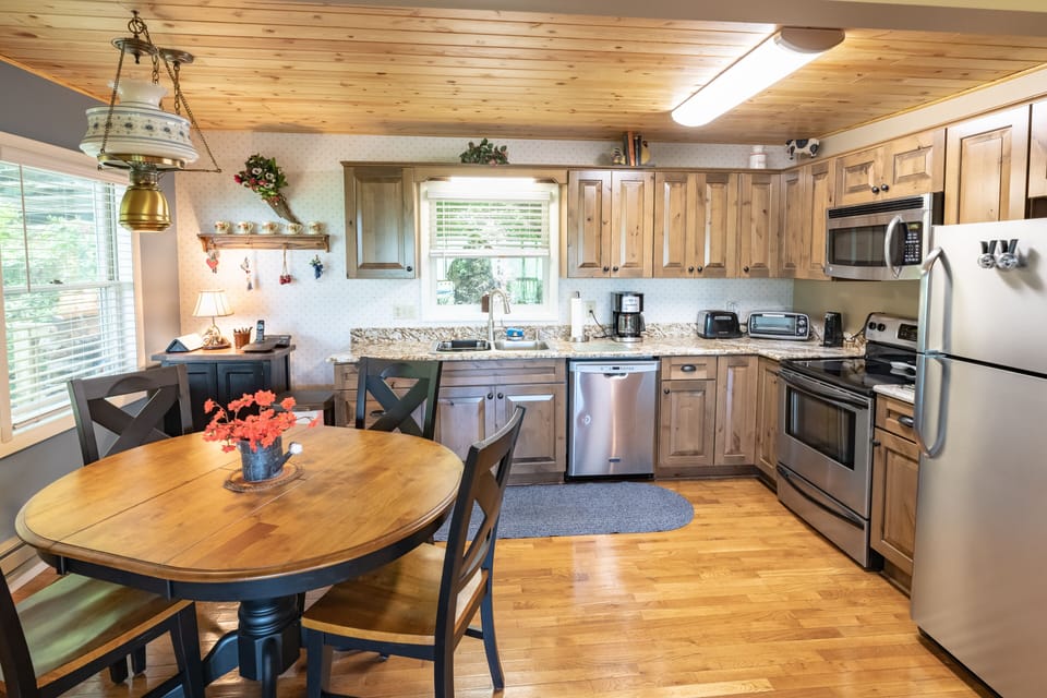 kitchen  fully stocked