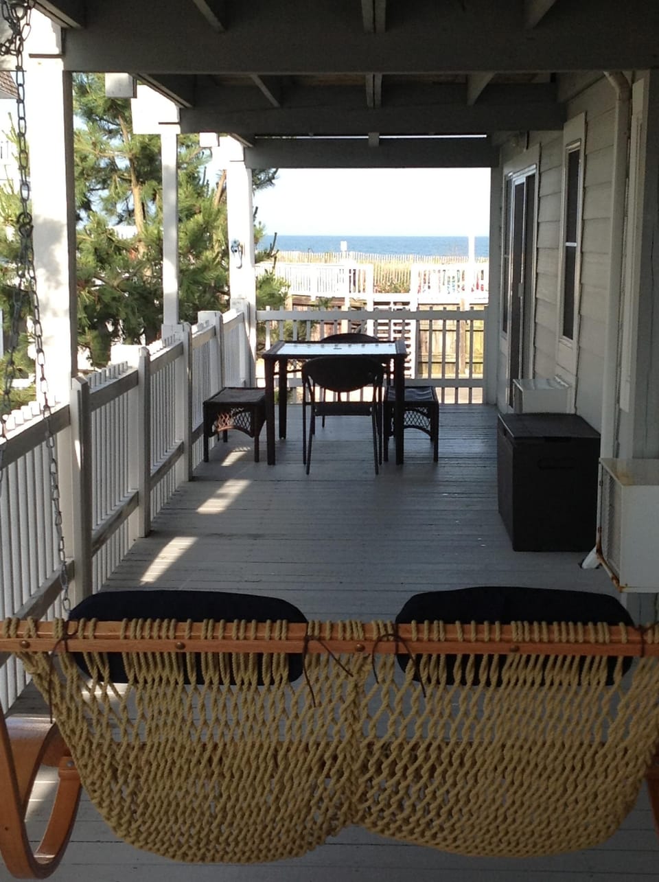 Huge 433 sq ft deck with 2 person hammock swing to enjoy the ocean breeze!!