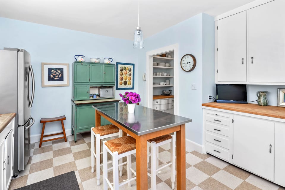 unit 2 kitchen 