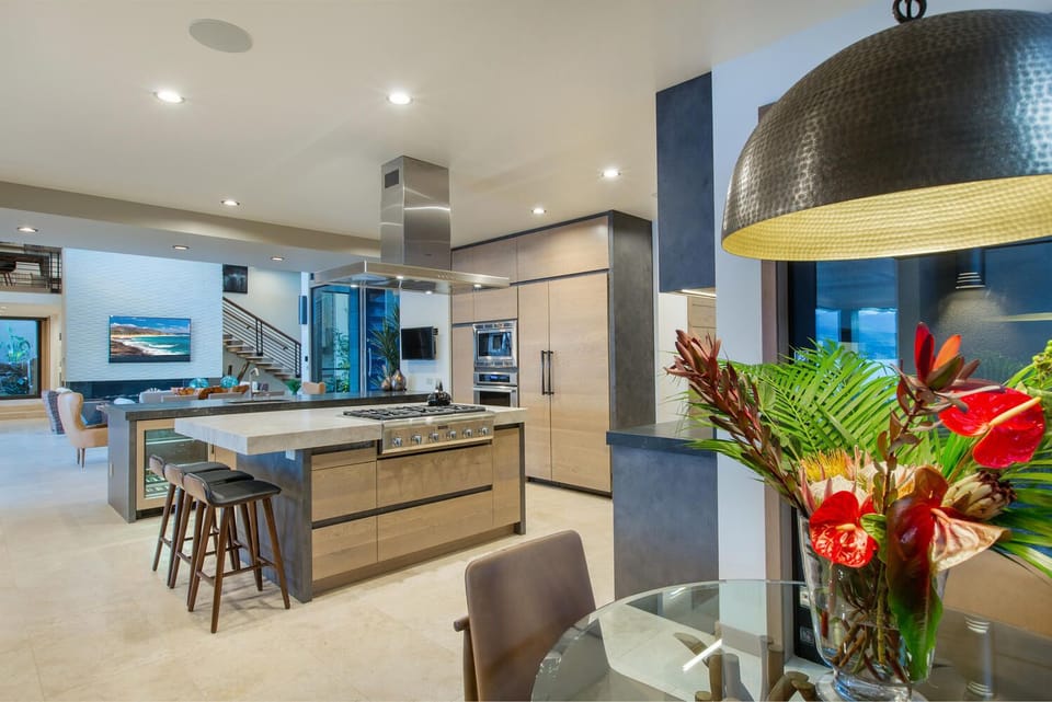 Cozy kitchen nook ideal for morning coffee or casual family breakfasts.