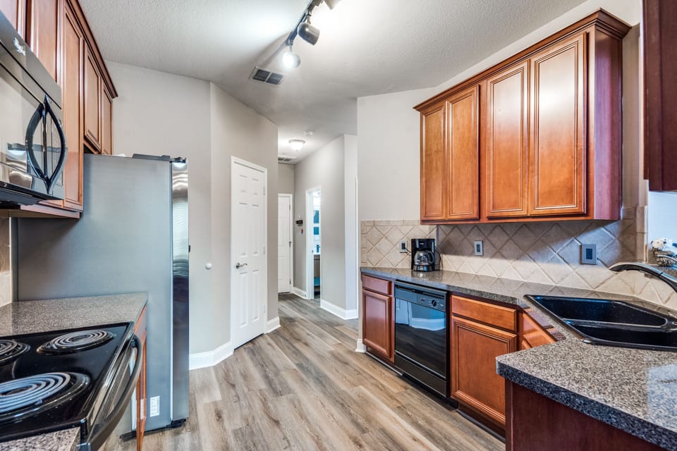 Fully equipped kitchen