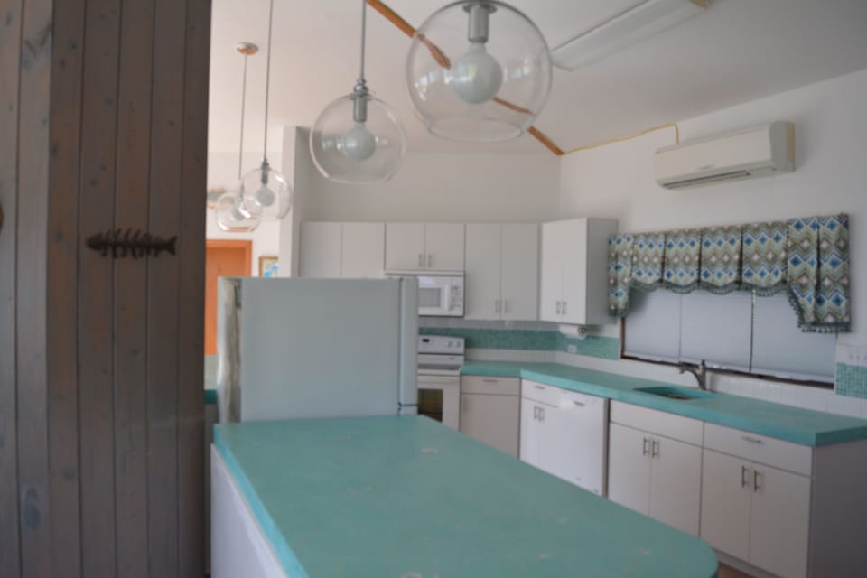 New kitchen at Bonefish Barbis