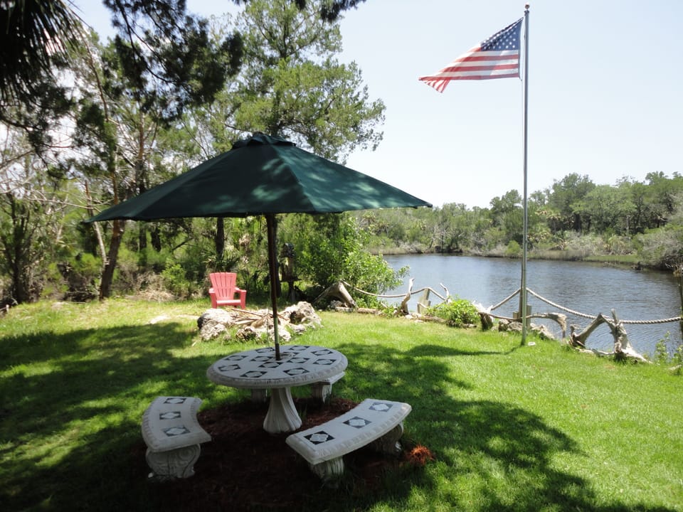 Picnic area and Campfire pit