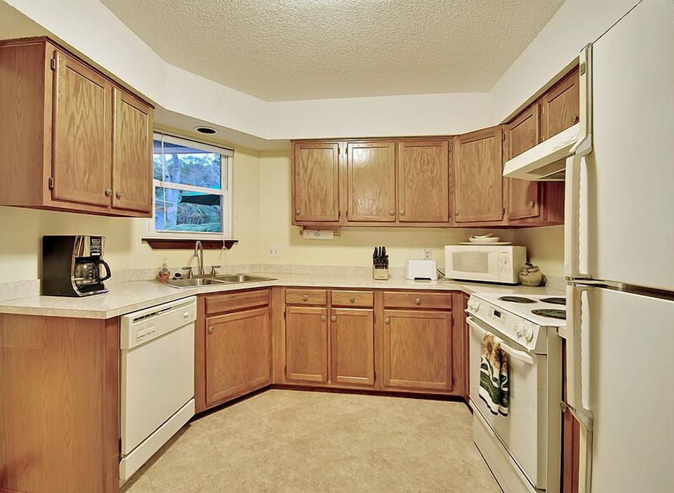 Spacious  Kitchen