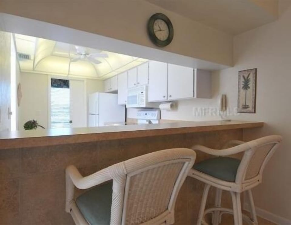 Breakfast Counter