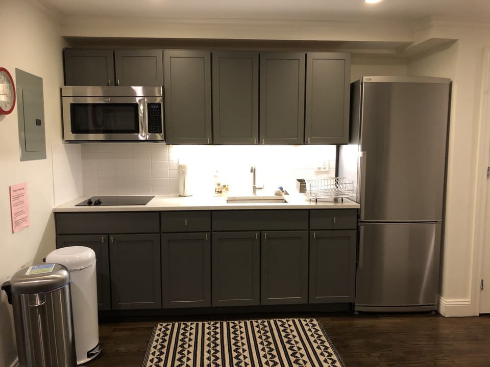 Kitchenette

