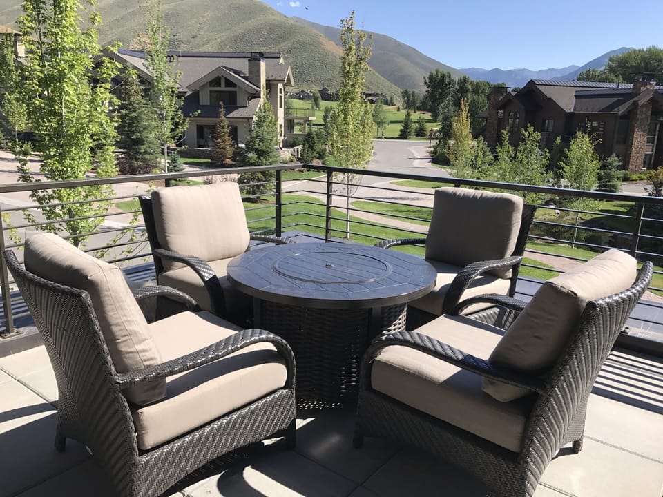 Outdoor Seating