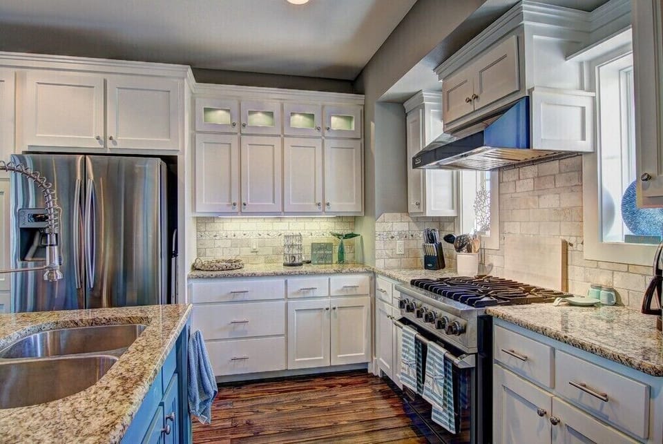 2nd floor kitchen