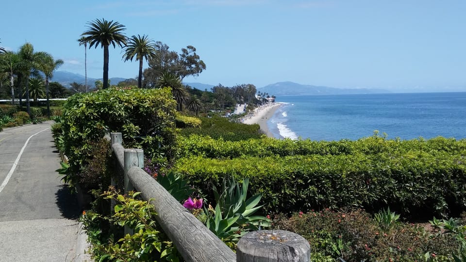 BIKE PATH ...3 MINS FROM THE HOUSE 