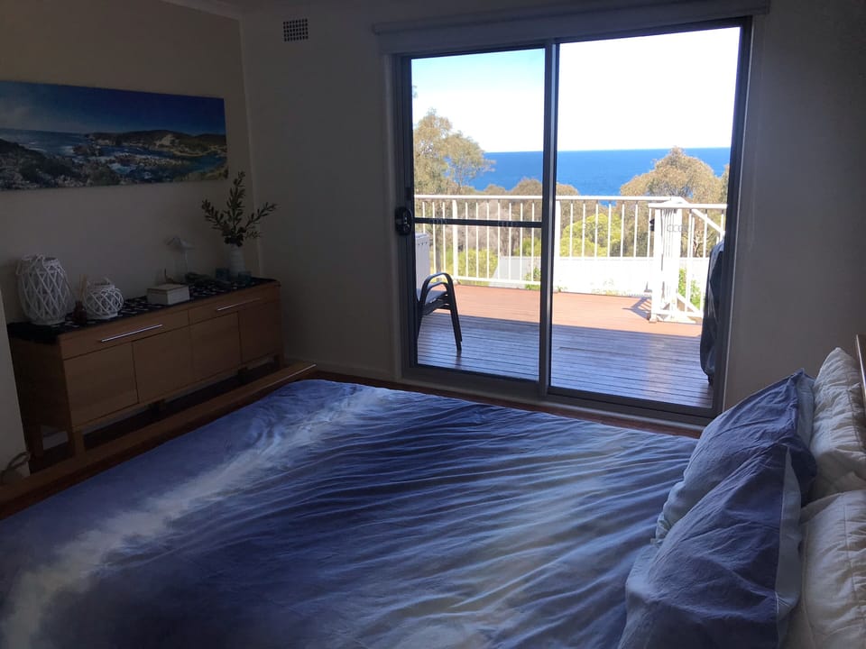 Main bedroom 