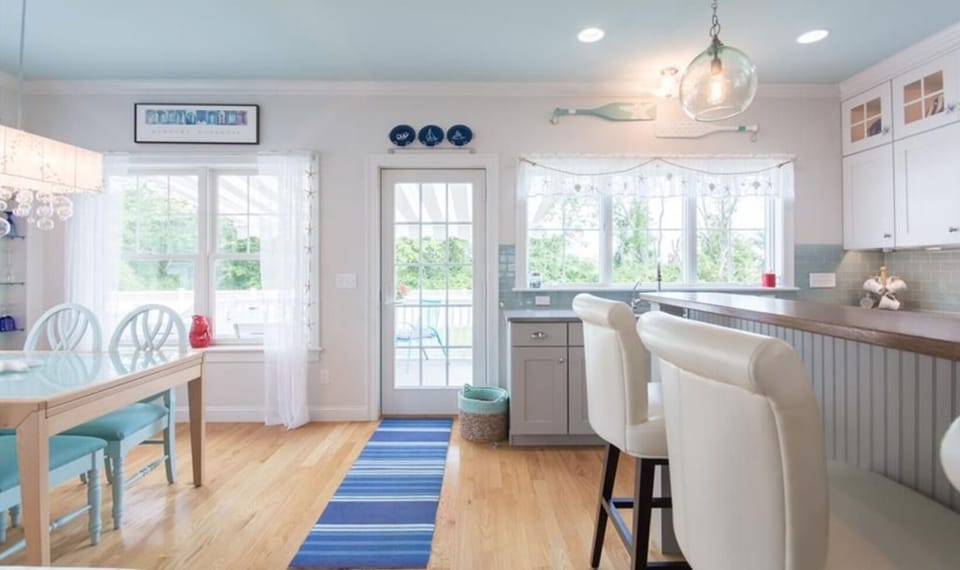 Dining room table with seating for 8