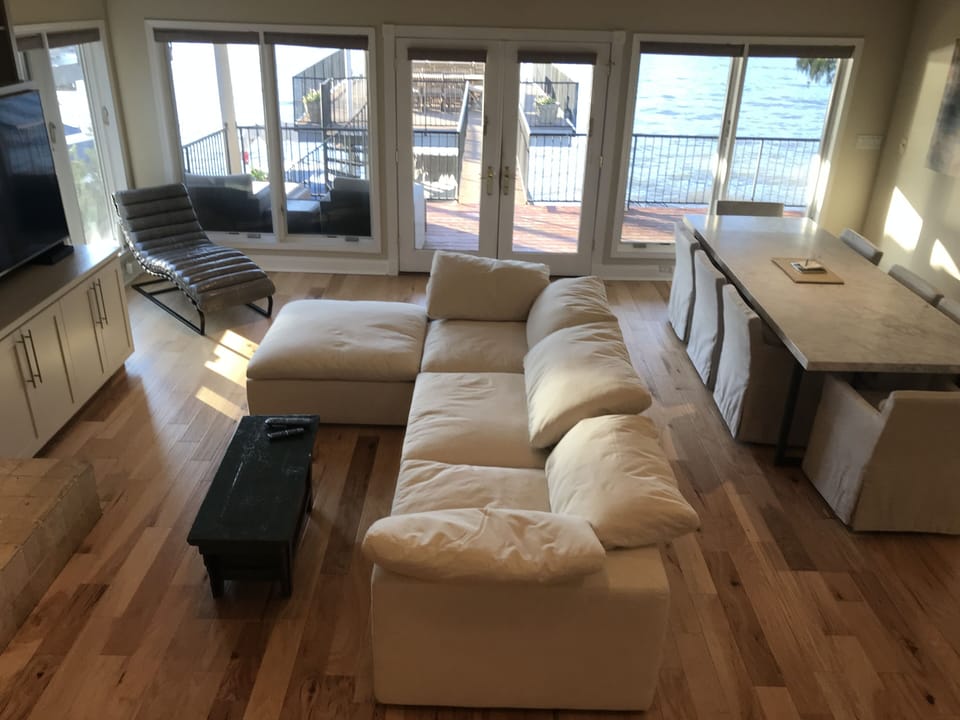 Upstairs Living Area