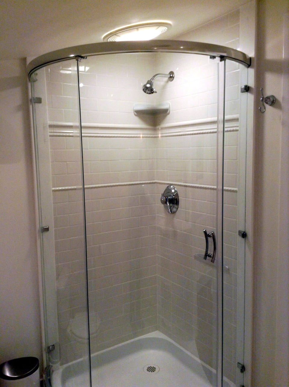 Corner tiled shower