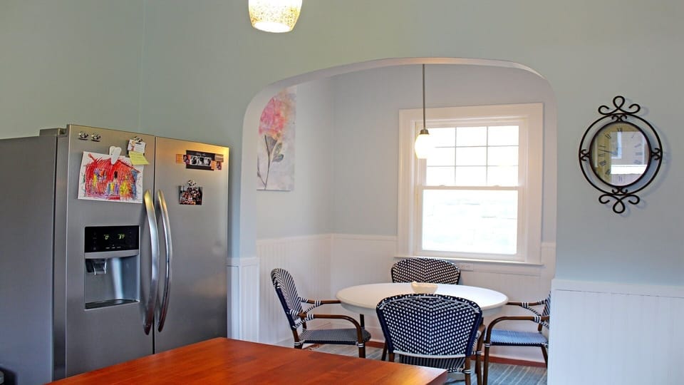 Breakfast nook