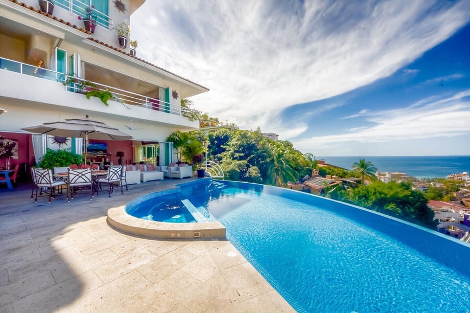 Casa Yvonneka Villa in Puerto Vallarta - Sea View