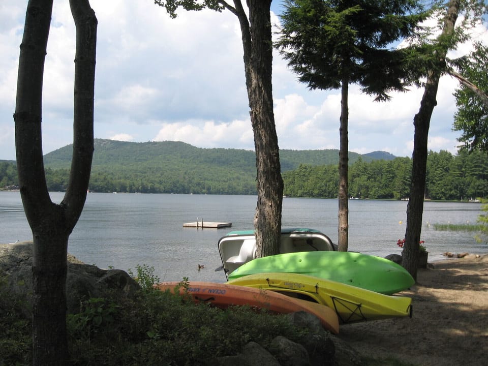 Relax at the beach w/ all the toys (view from beach not guesthouse)