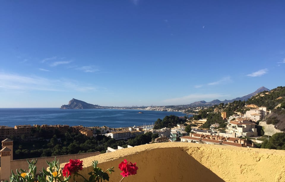 MAIN TERRACE - ALTEA BAY