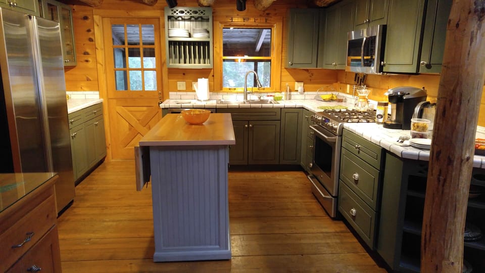 kitchen with SS appliances