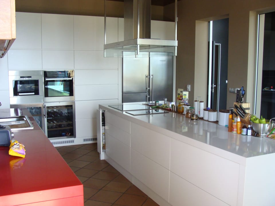 big kitchen with all kind of amenities 