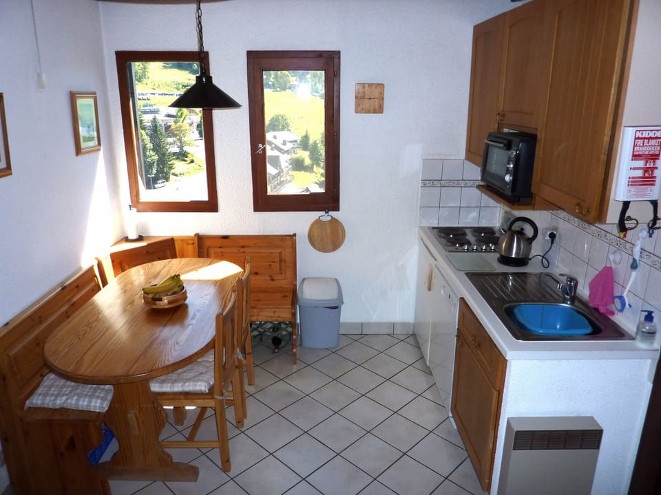 Kitchen diner