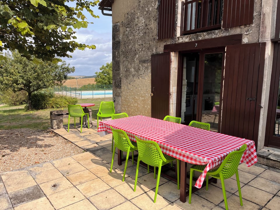 My swanky new patio chairs. 2025
