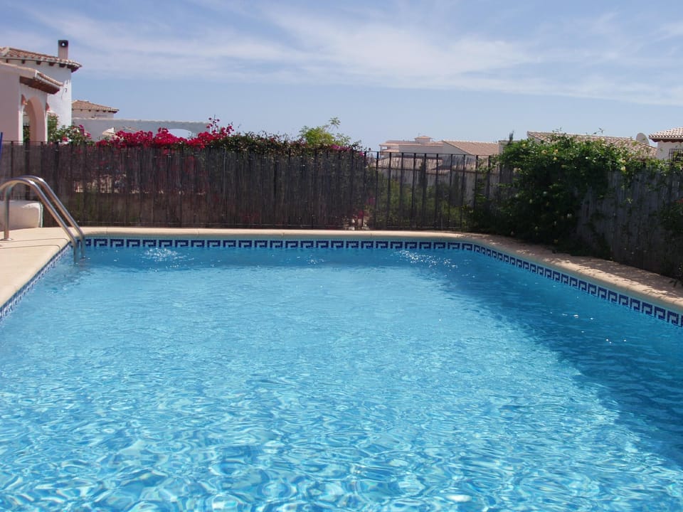 The pool is so inviting!
