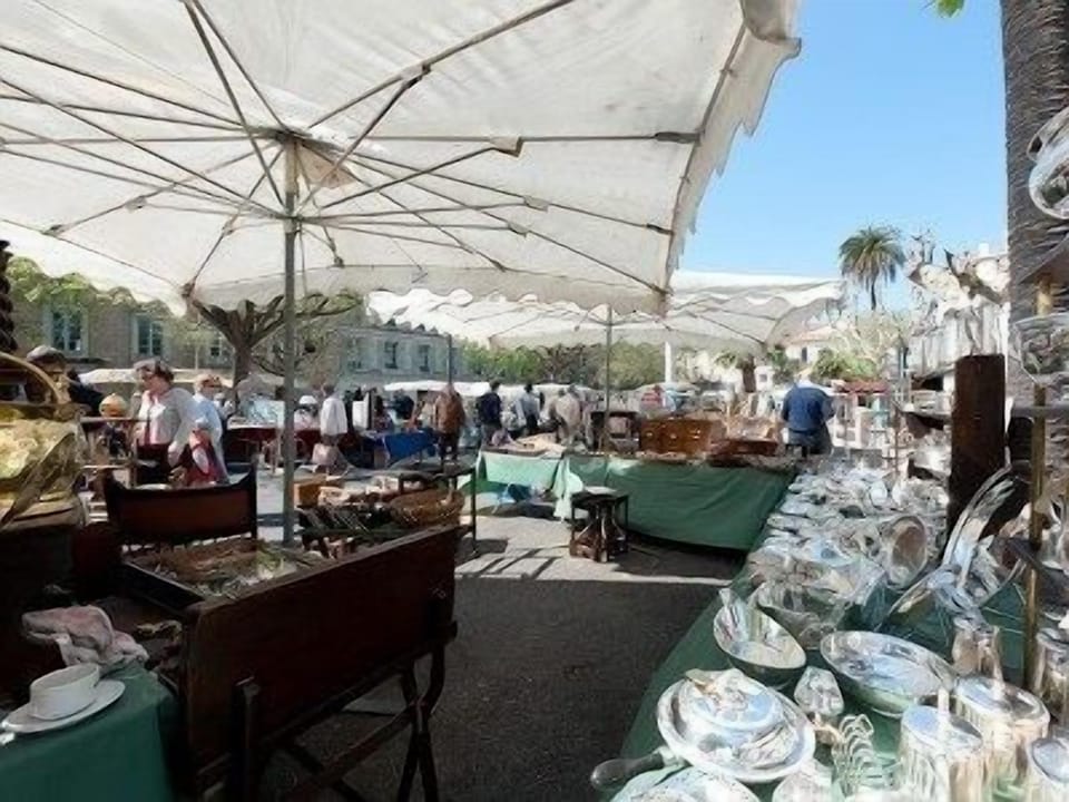 brocante market