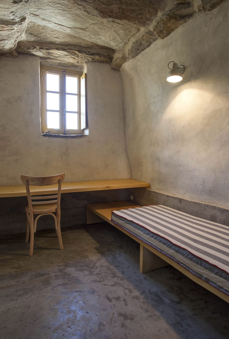 Small bedroom #3 by the kitchen, sleeps one on sofa bed, 70cmX200cm