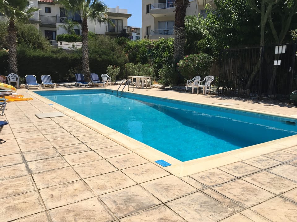 Diamond Communal Swimming Pool