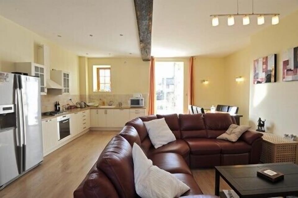 The Jasmin Openplan Livingroom