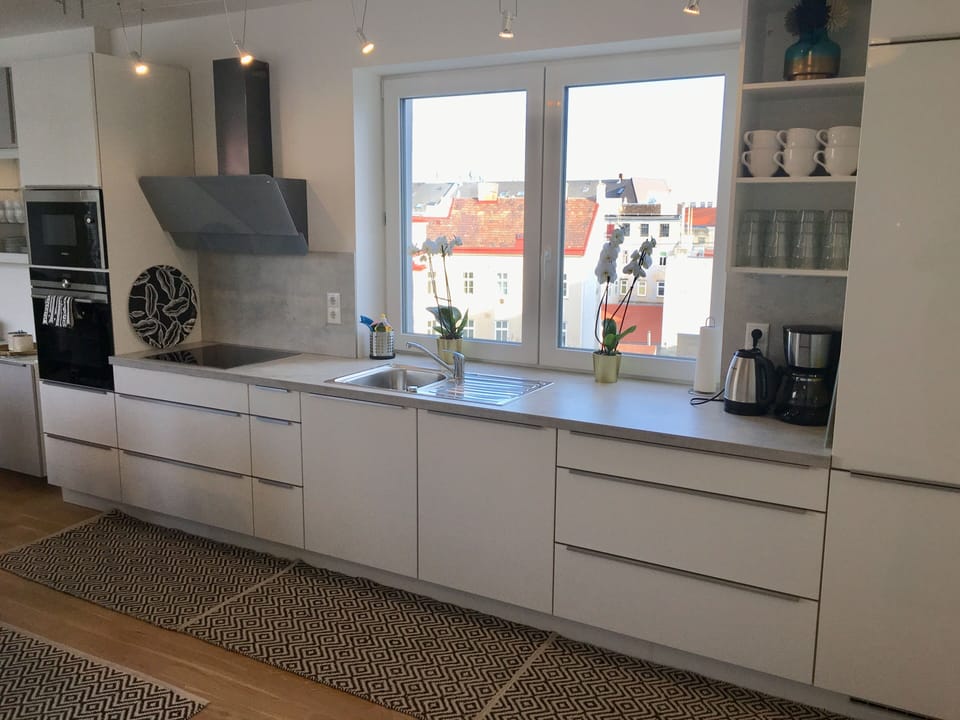 Fully equipped kitchen.