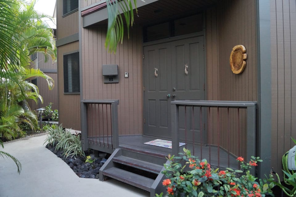 Welcome to your home away from home in Kona!