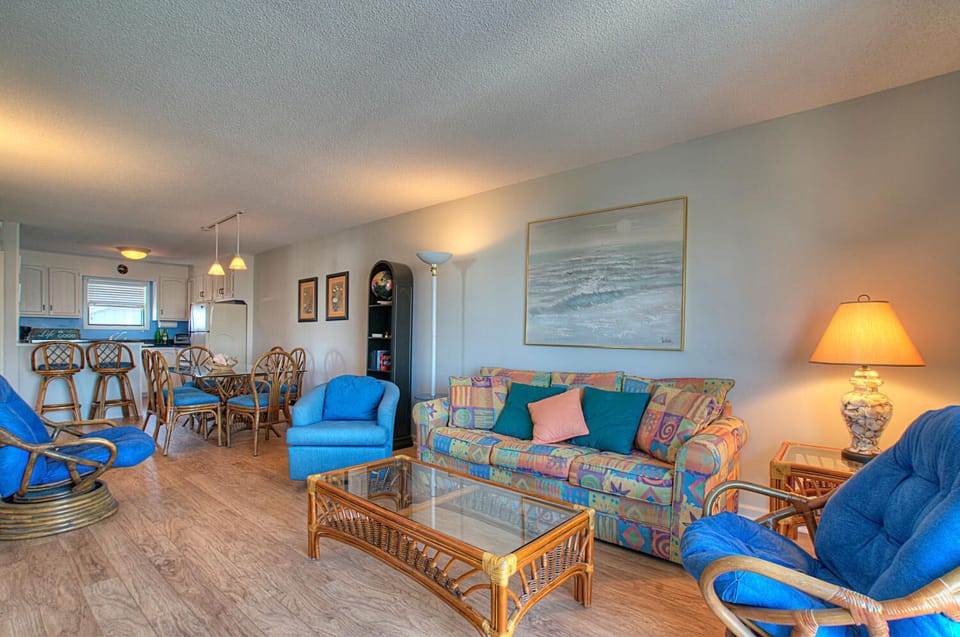 Sands V 3A-Living Room