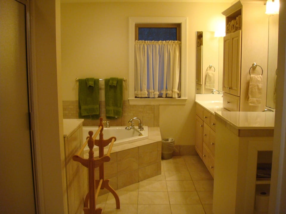 Masterbath #1 with large tub, seperate shower and double sinks